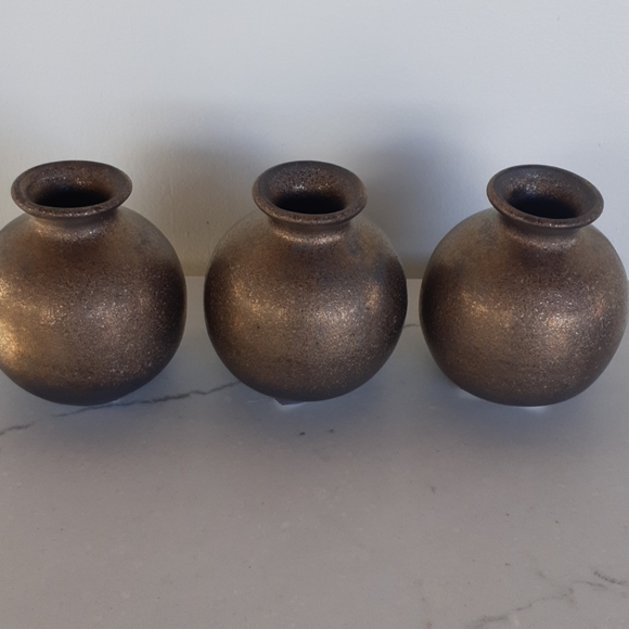 Set/3 Small Pottery Vases - Picture 2 of 7